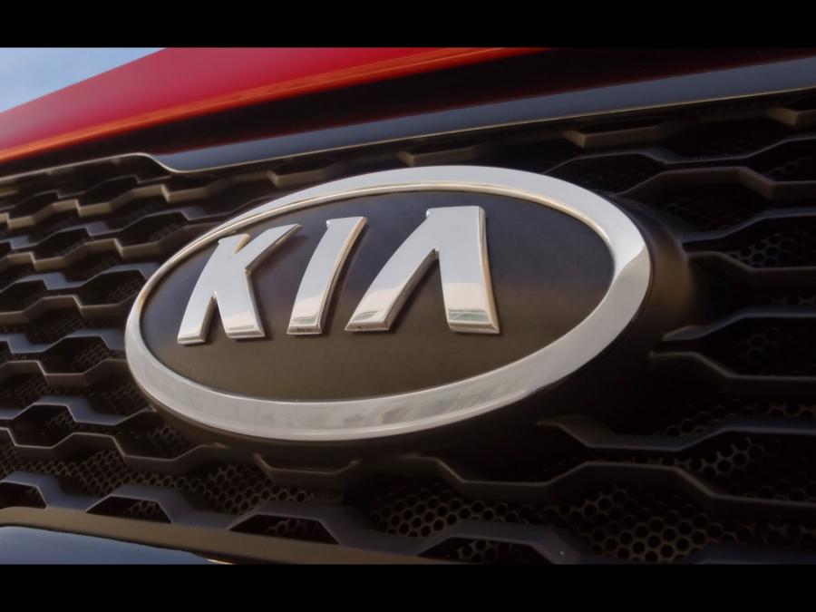  Kia Koup Concept 2008 года  (фото 17 из 50)